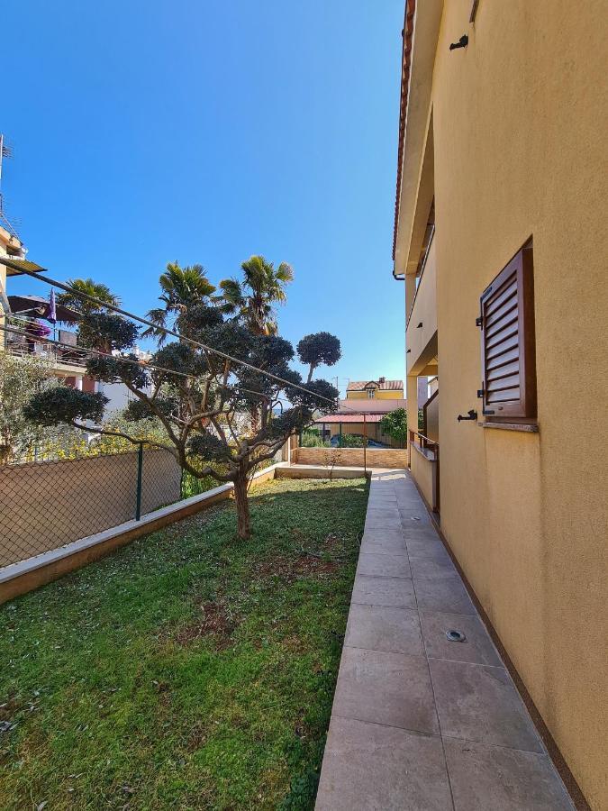 Apartment Manuel Новиград Экстерьер фото