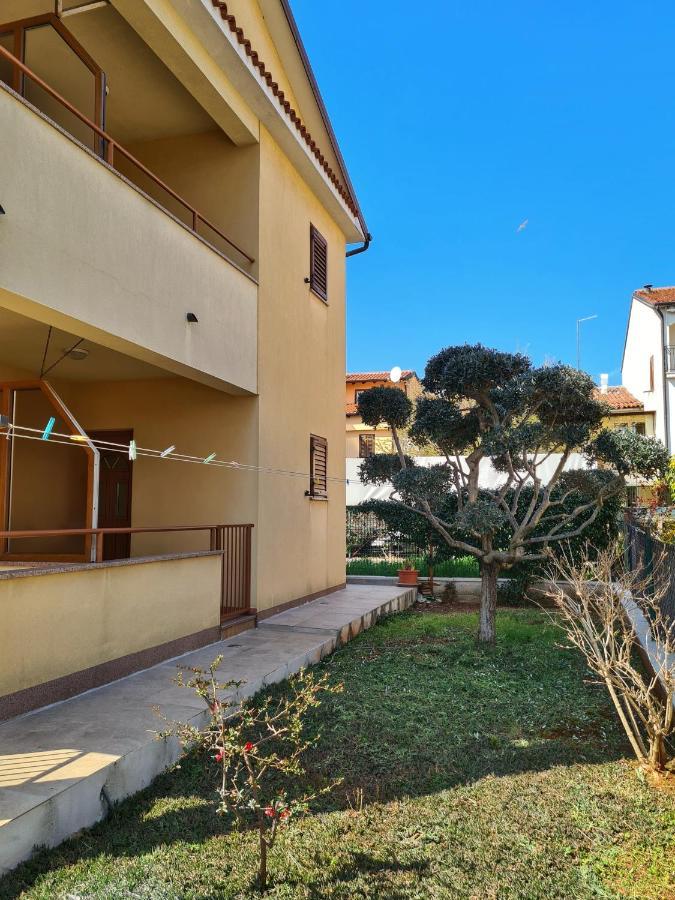 Apartment Manuel Новиград Экстерьер фото